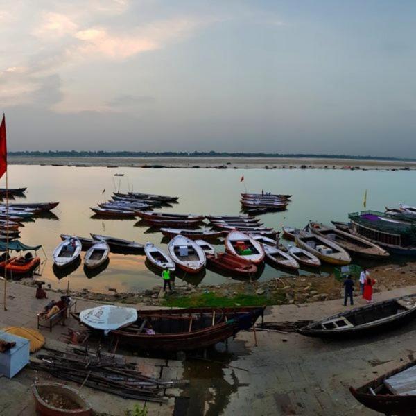 Varanasi Paradise Eksteriør bilde